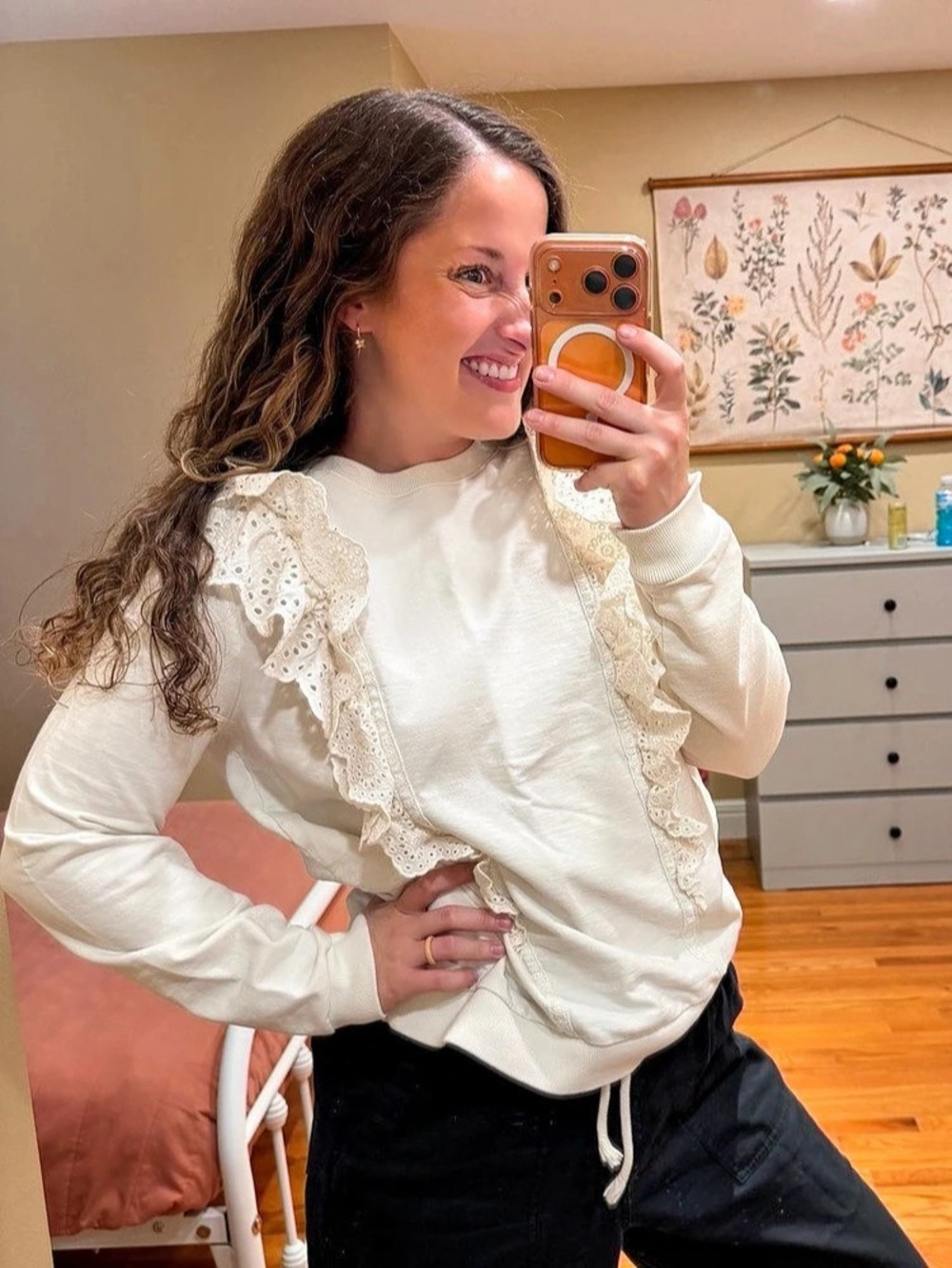 Boden Lace Ruffle Sweatshirt in White Size 8 Cotton Eyelet